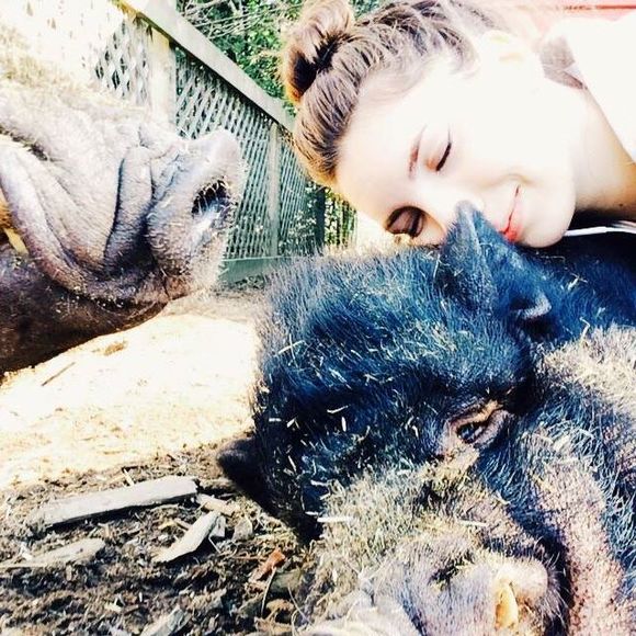 Meet your Posher, Katrina - Picture 1 of 1